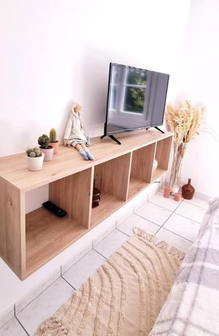 Appartement Proche De L'Aeroport De Nantes Saint-Aignan-Grand-Lieu Exteriér fotografie